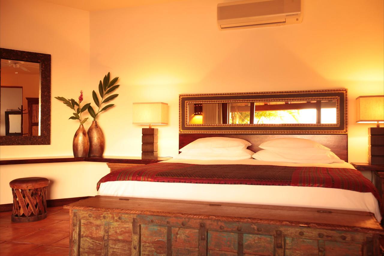 Amuleto Hotel Ixtapa  Ngoại thất bức ảnh